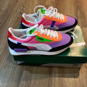 NWT puma colour block running shoes size 10